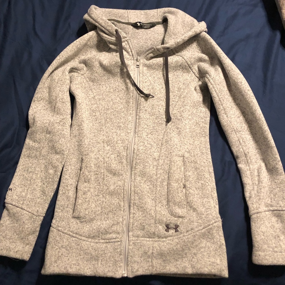 Under Armour XS long length hooded sweatshirt